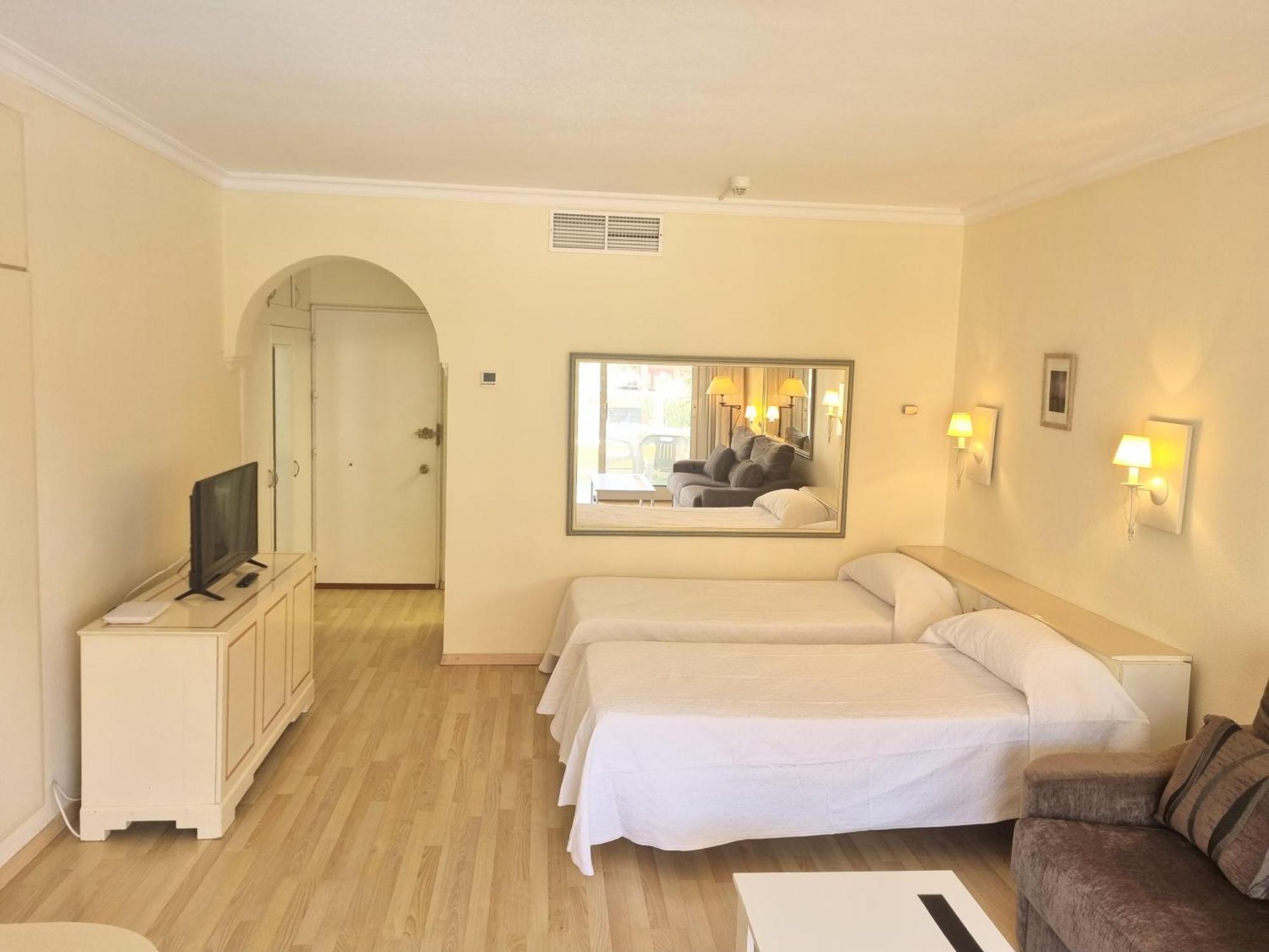 Pyr Beach And Pool Studio I Fuengirola Εξωτερικό φωτογραφία
